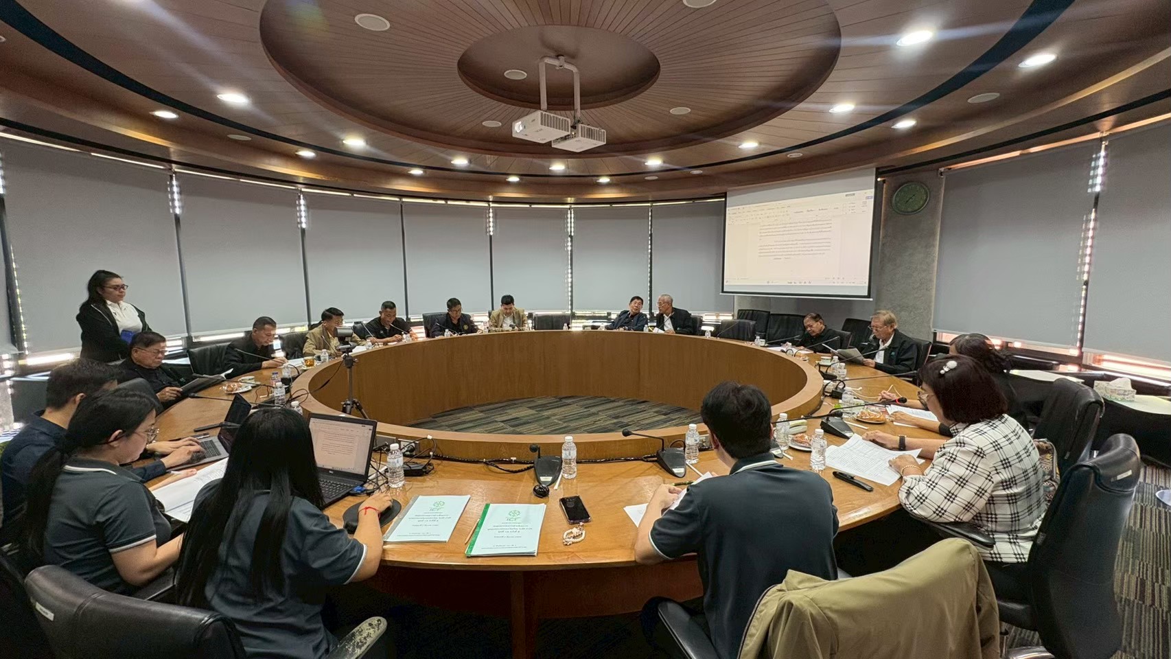 ชุมนุมสหกรณ์ออมทรัพย์ไทย ไอซีที จำกัด ประชุมตตก. ชุดที่ 15 ครั้งที่ 6