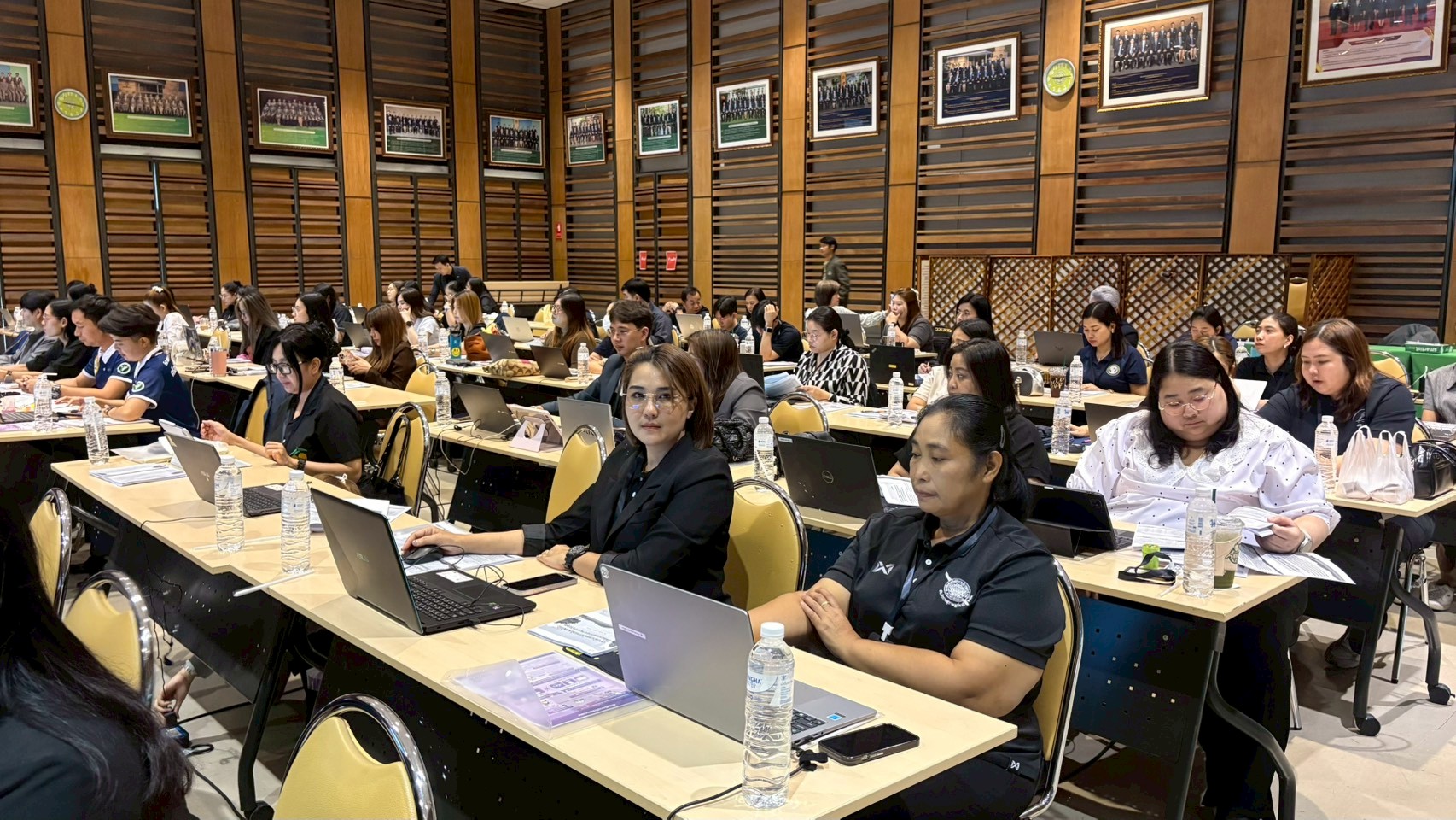 โครงการอบรมเจาะลึกเทคนิคการเขียนหนังสือโต้ตอบและรายงานการประชุม ยุค AI รุ่นที่ 1 รูปที่ 39