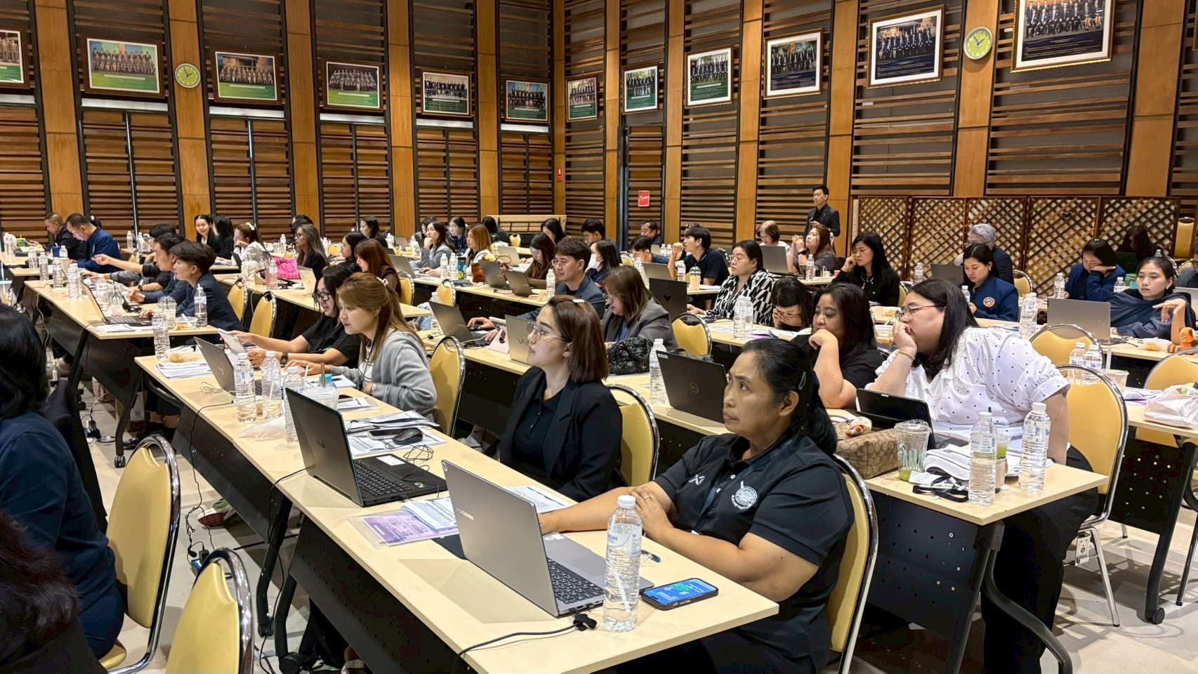 โครงการอบรมเจาะลึกเทคนิคการเขียนหนังสือโต้ตอบและรายงานการประชุม ยุค AI รุ่นที่ 1 รูปที่ 58