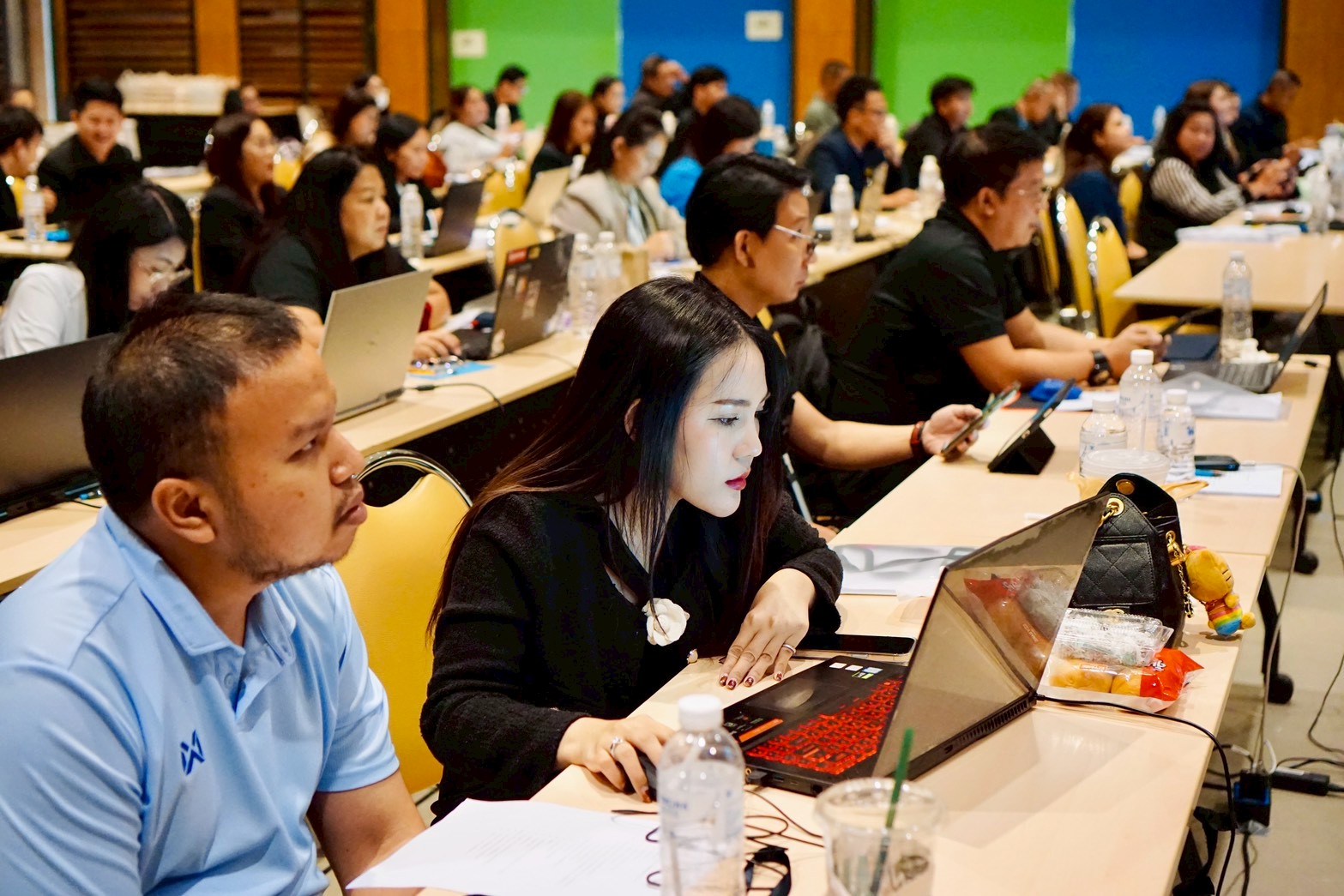 โครงการอบรมการใช้ Canva เพื่อการผลิตสื่อและเอกสารของสหกรณ์ รุ่นที่ 2 รูปที่ 125