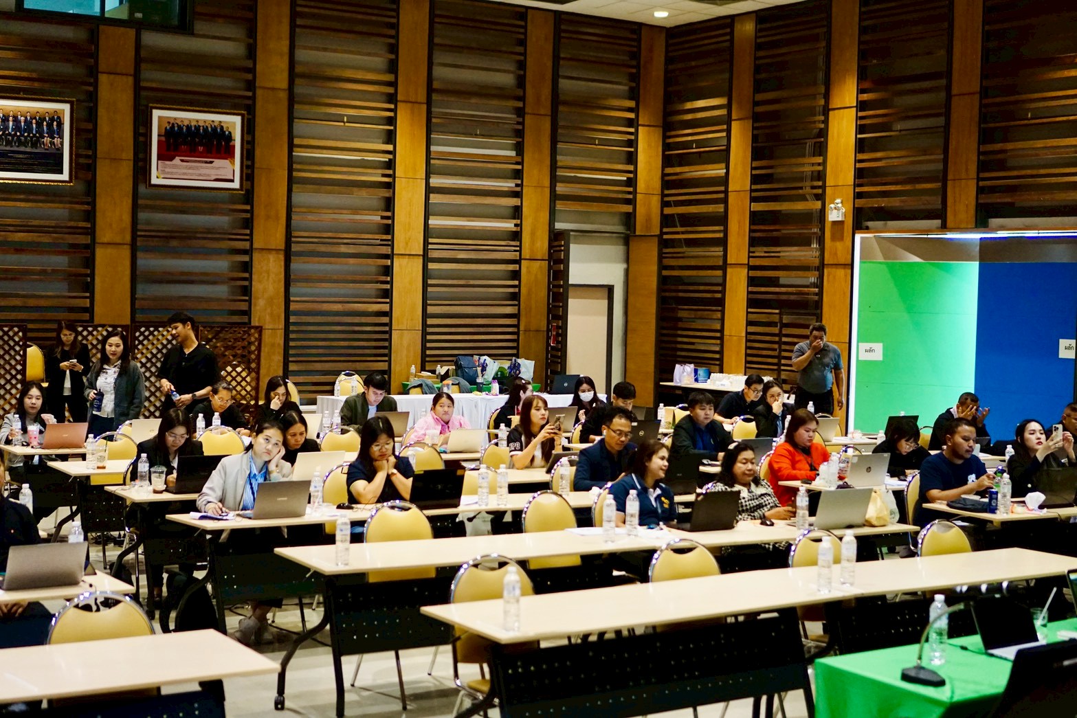 โครงการอบรมการใช้ Canva เพื่อการผลิตสื่อและเอกสารของสหกรณ์ รุ่นที่ 2 รูปที่ 14