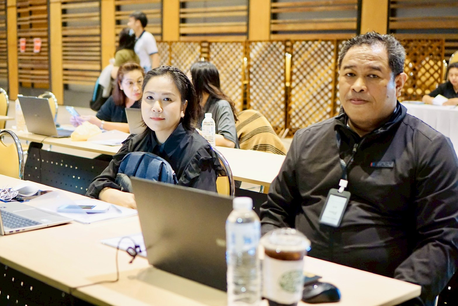 โครงการอบรมการใช้ Canva เพื่อการผลิตสื่อและเอกสารของสหกรณ์ รุ่นที่ 2 รูปที่ 159