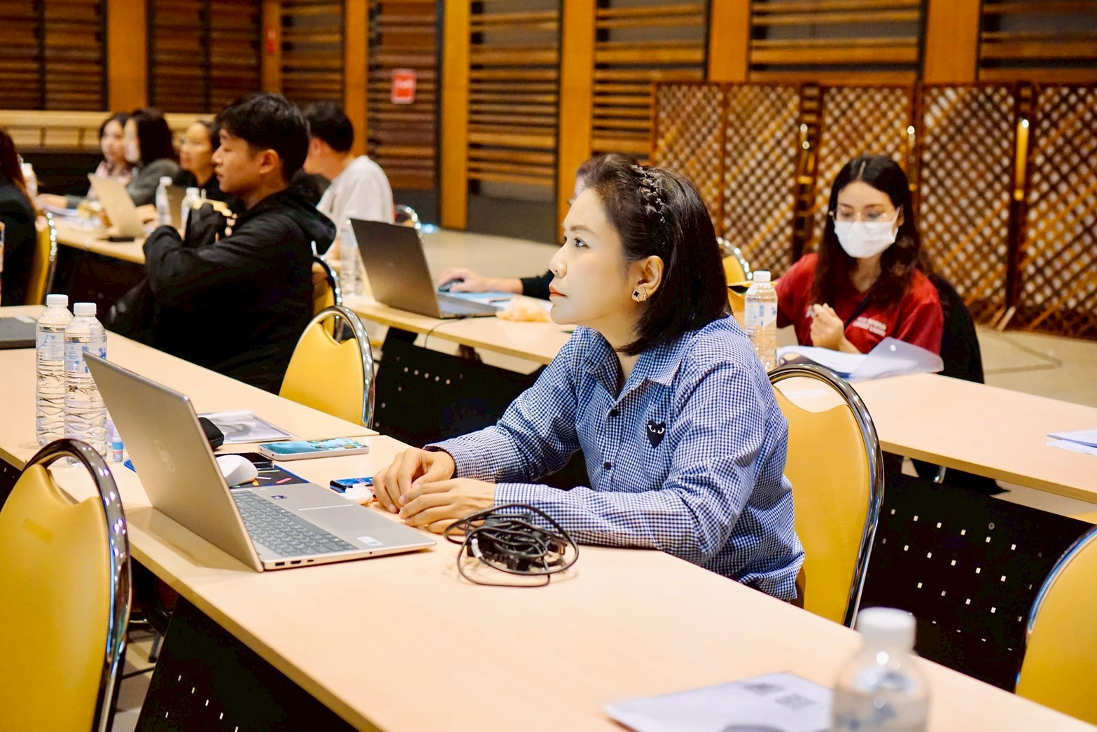 โครงการอบรมการใช้ Canva เพื่อการผลิตสื่อและเอกสารของสหกรณ์ รุ่นที่ 2 รูปที่ 25
