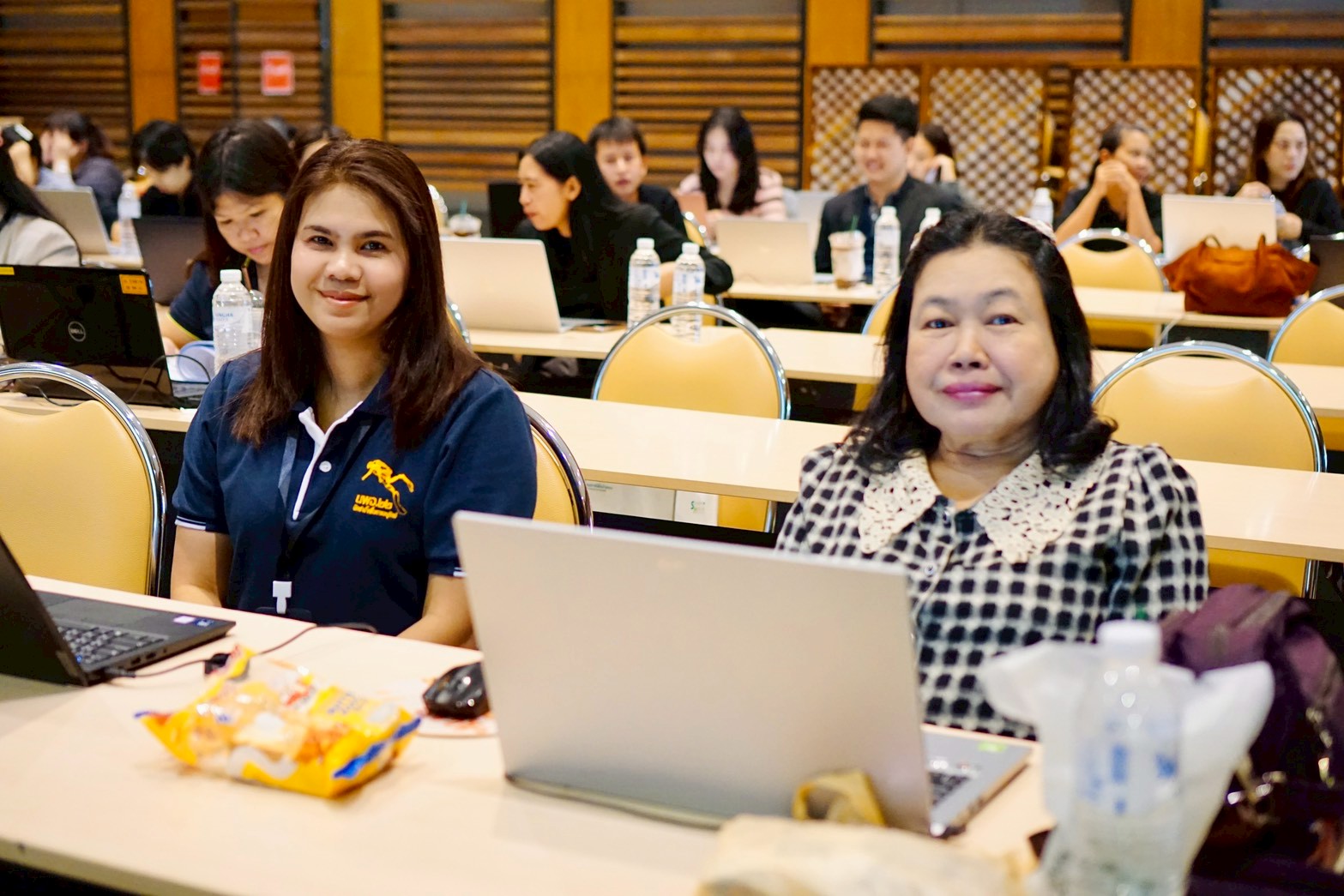 โครงการอบรมการใช้ Canva เพื่อการผลิตสื่อและเอกสารของสหกรณ์ รุ่นที่ 2 รูปที่ 49