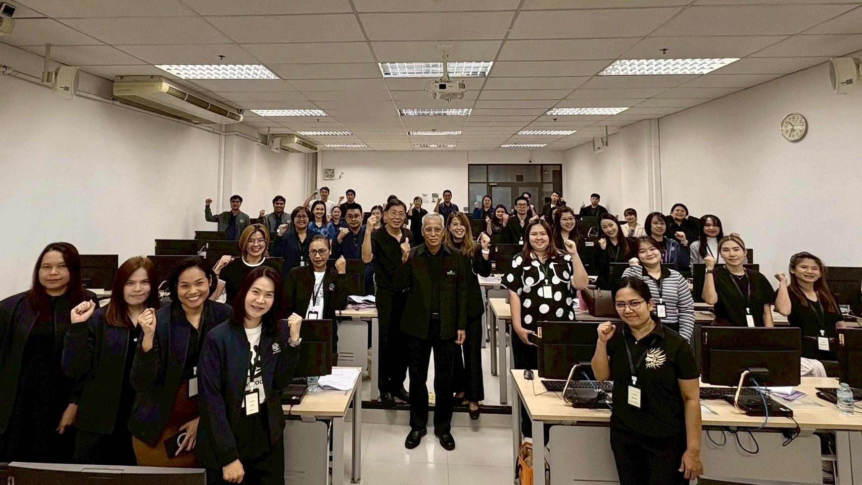 โครงการอบรมการใช้โปรแกรม Microsoft Excel เพื่อเพิ่มประสิทธิภาพการปฏิบัติงานสหกรณ์ รุ่นที่ 3 รูปที่ 13