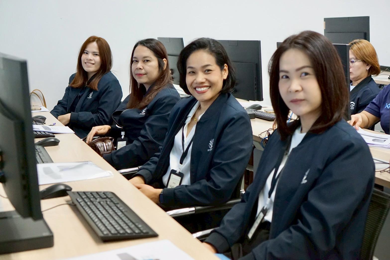 โครงการอบรมการใช้โปรแกรม Microsoft Excel เพื่อเพิ่มประสิทธิภาพการปฏิบัติงานสหกรณ์ รุ่นที่ 3 รูปที่ 65